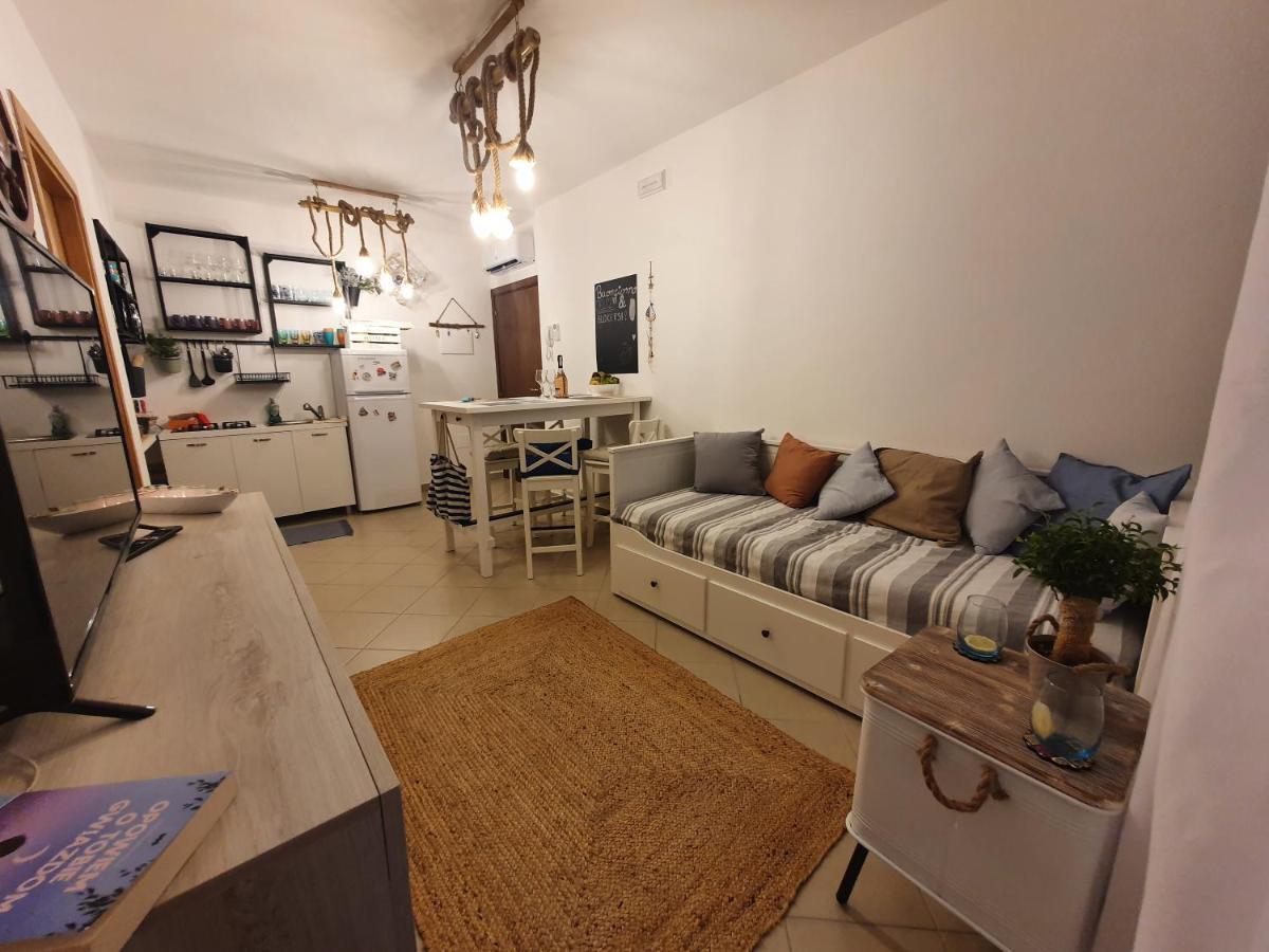Bella Alba Apartment On The Beach Alba Adriatica Exterior photo