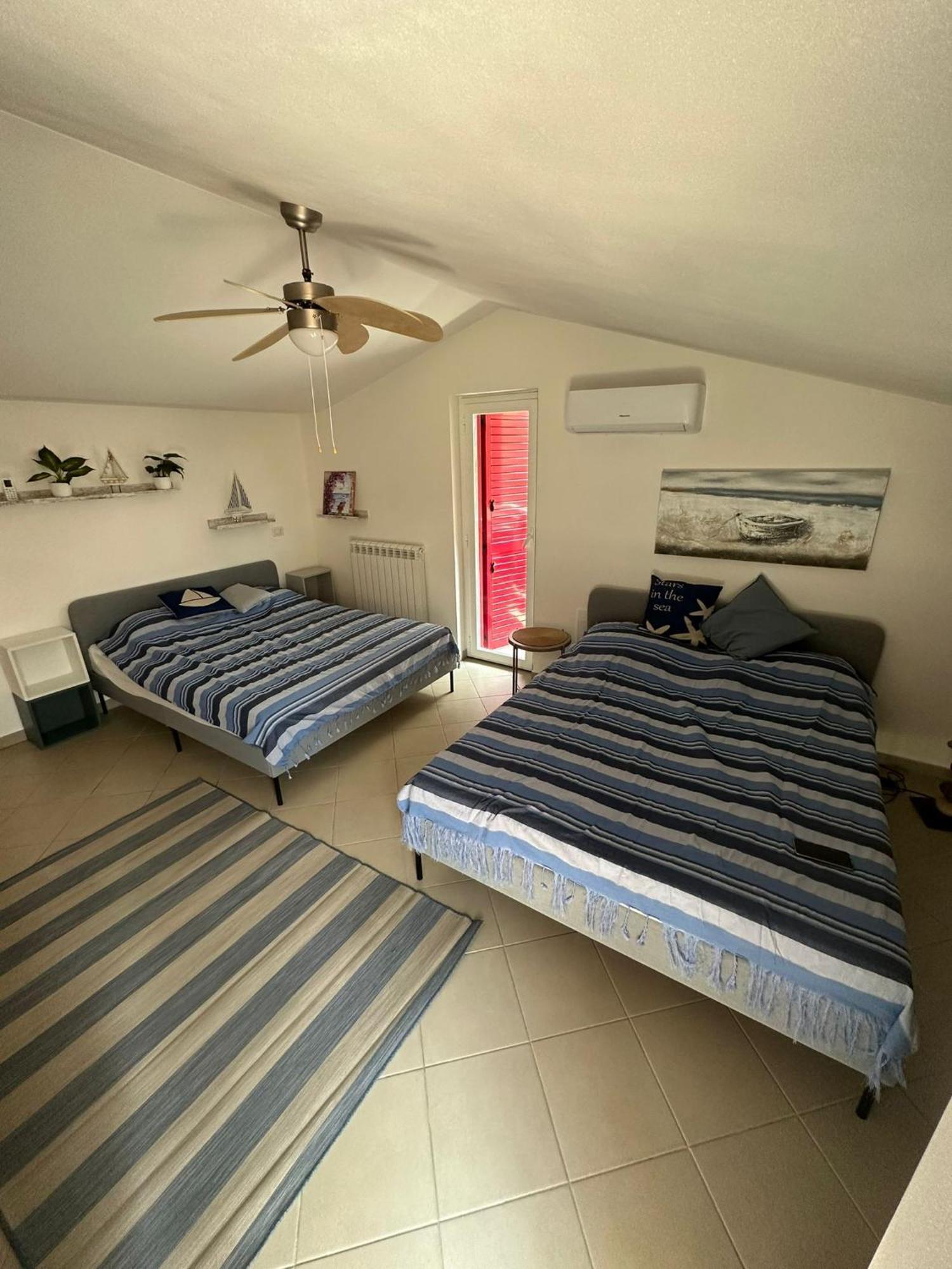 Bella Alba Apartment On The Beach Alba Adriatica Exterior photo